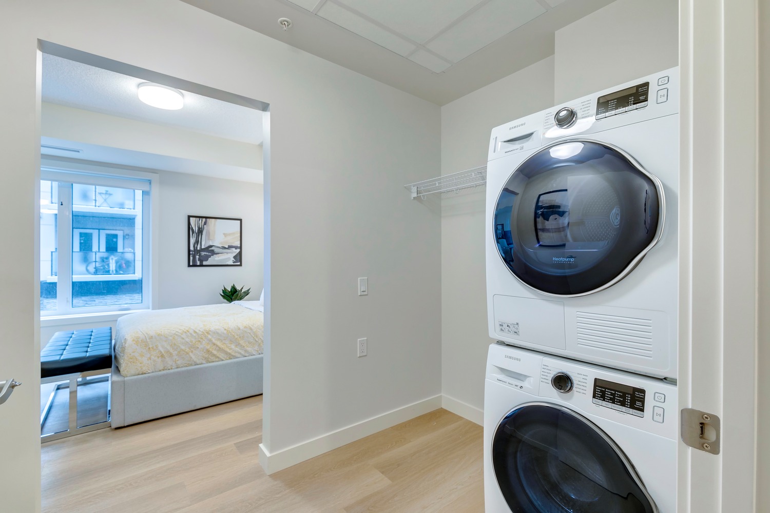 THE BIRCH STUDIO + BATH SUITE 318