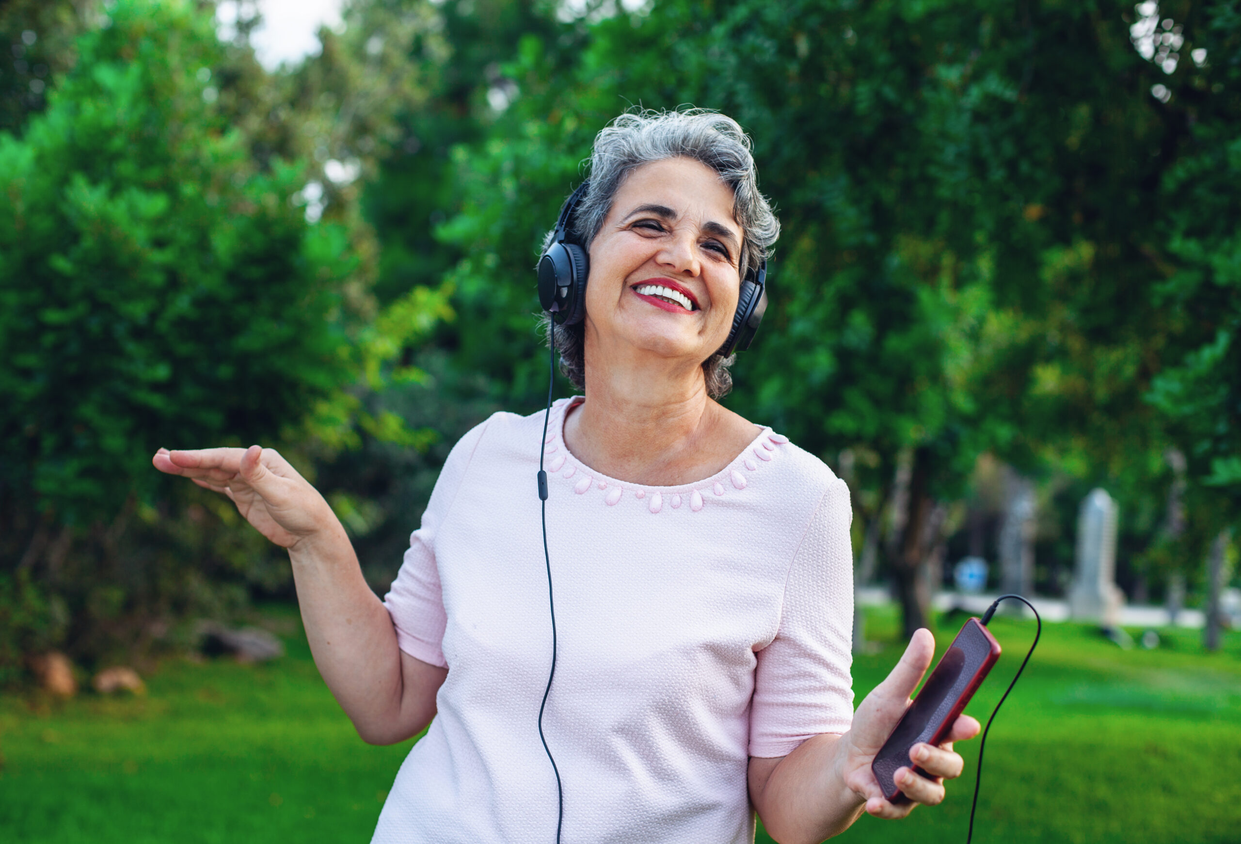 The Benefits of Music For Older Adults
